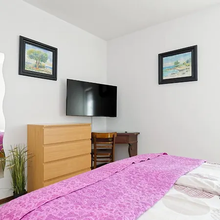 Verde-adults Only By Rent Istria Lejlighed Musalez